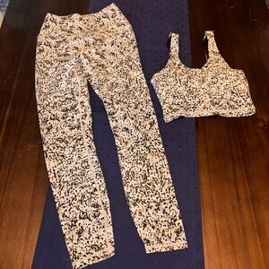 Varley Black, Cream & Olive Speckled Active Set